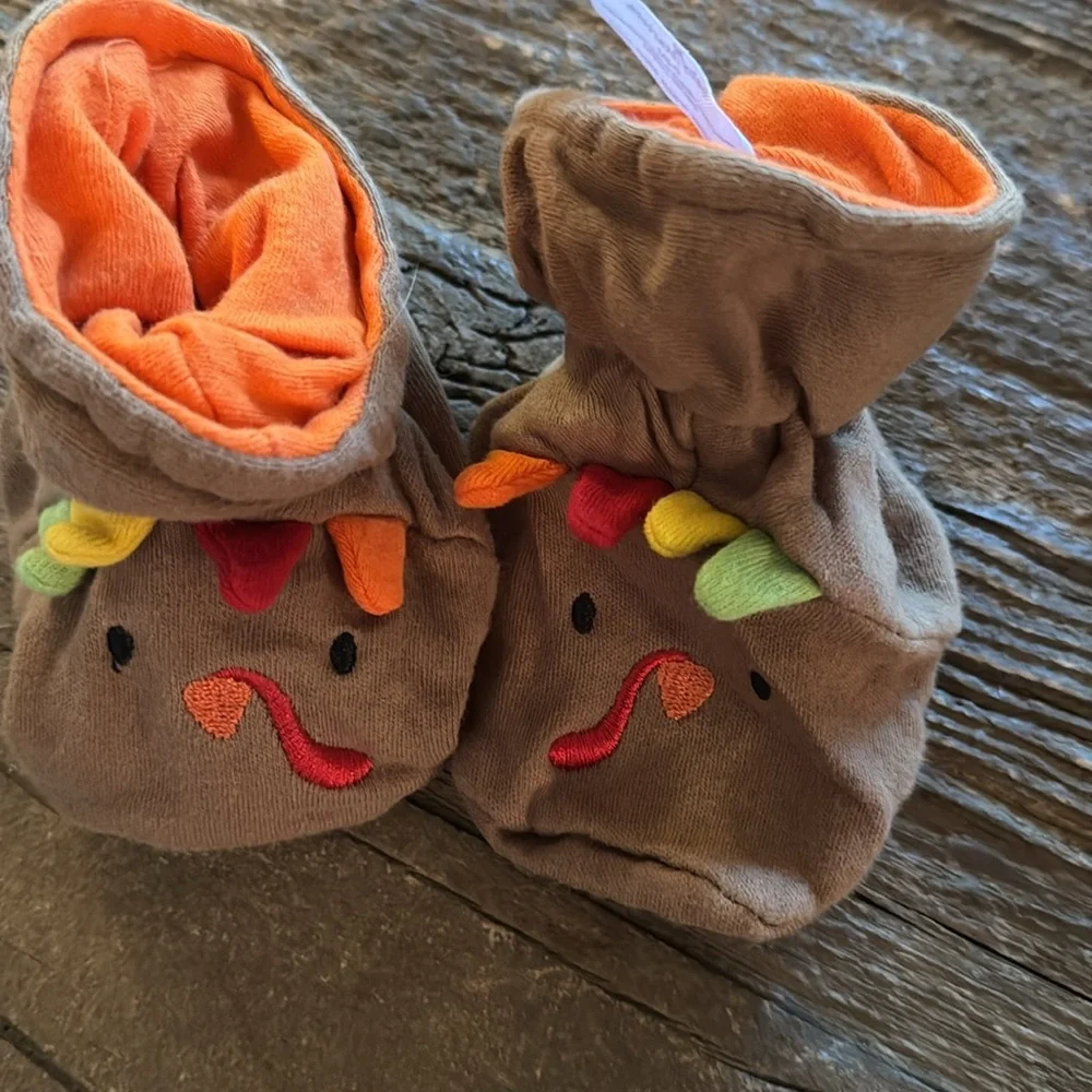 Carters “My First Turkey Day” Onesie and booties